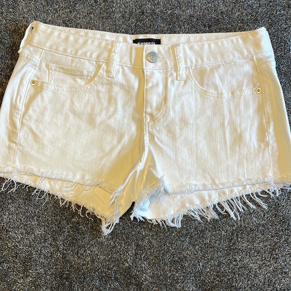 Express Low Rise Shortie